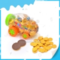 Plastik araba kavanozunda 500 gr sevimli mini çikolata paraları 