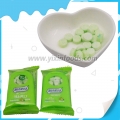 İnsanlar için satışta olan Refresh cool lime aromalı tablet şeker 